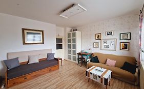 Touch Of History Apartment