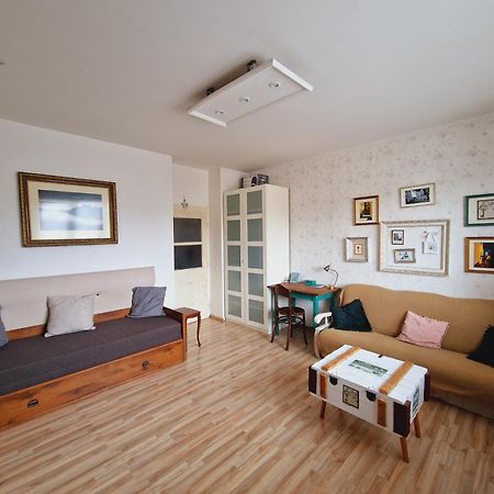 Touch Of History Apartment Bratysława Zewnętrze zdjęcie